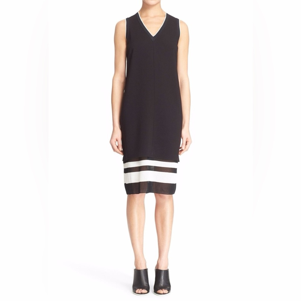 VINCE ⚜️ Double Layer Sleeveless Elegant Black and White Dress